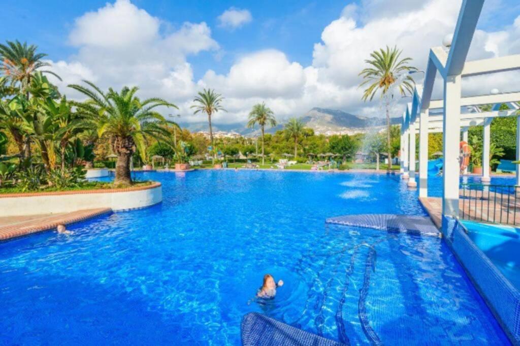 Apartamento 215. Primera Linea De Playa. Benalmadena Bagian luar foto